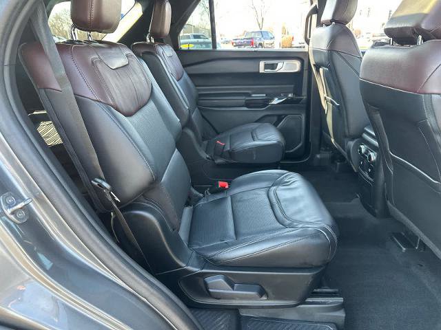 Certified 2023 Ford Explorer Platinum w/ Technology Package image 34