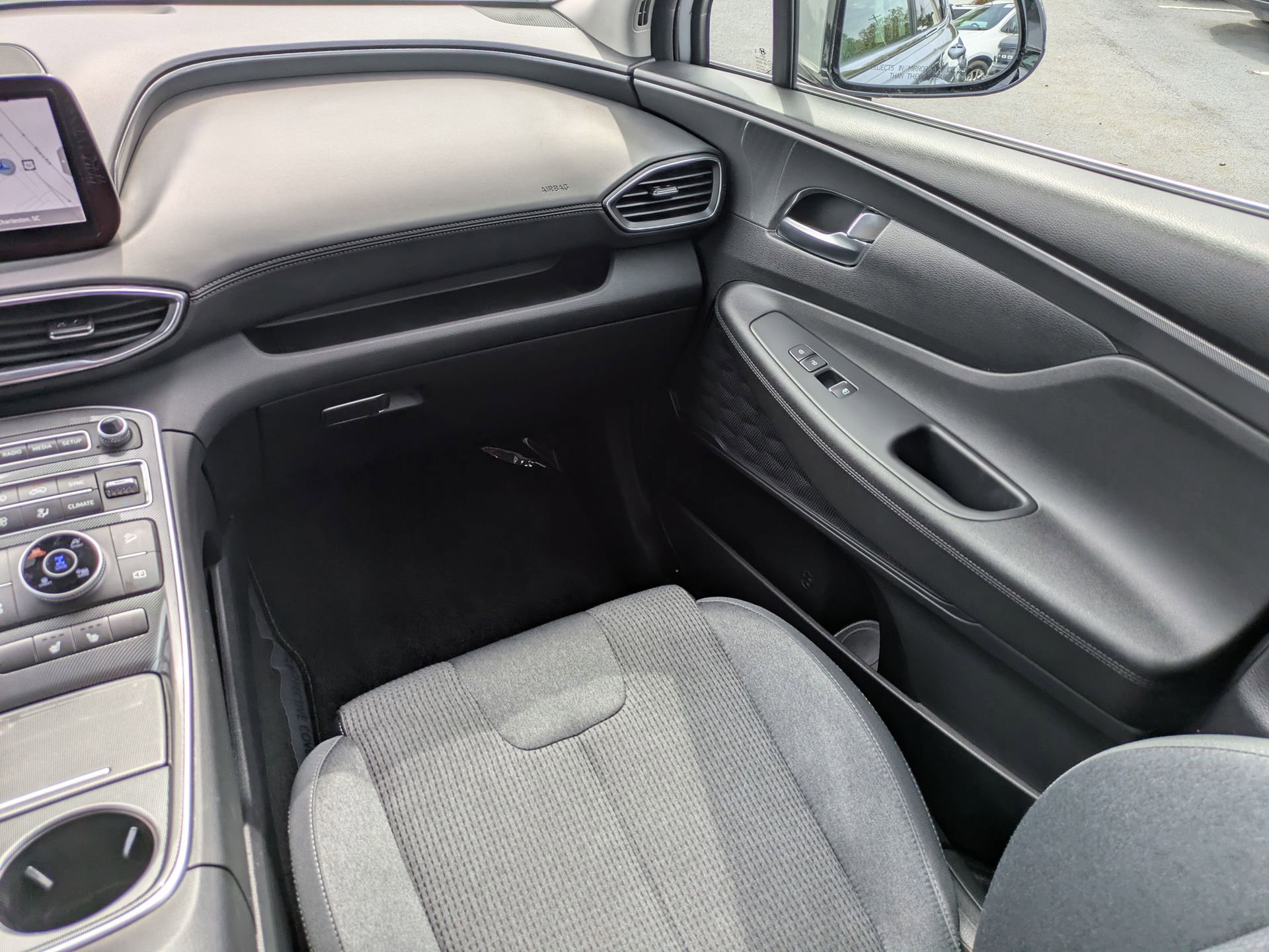 Used 2023 Hyundai Santa Fe SEL AWD/4WD image 17