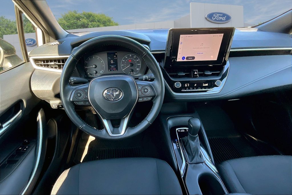 Used 2024 Toyota Corolla SE w/ SE Convenience Package FWD image 8