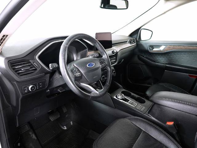 Certified 2020 Ford Escape Titanium AWD/4WD image 10