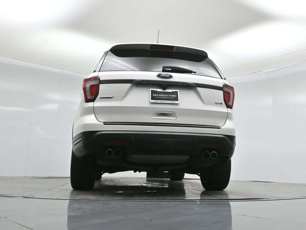 Certified 2018 Ford Explorer Sport image 17