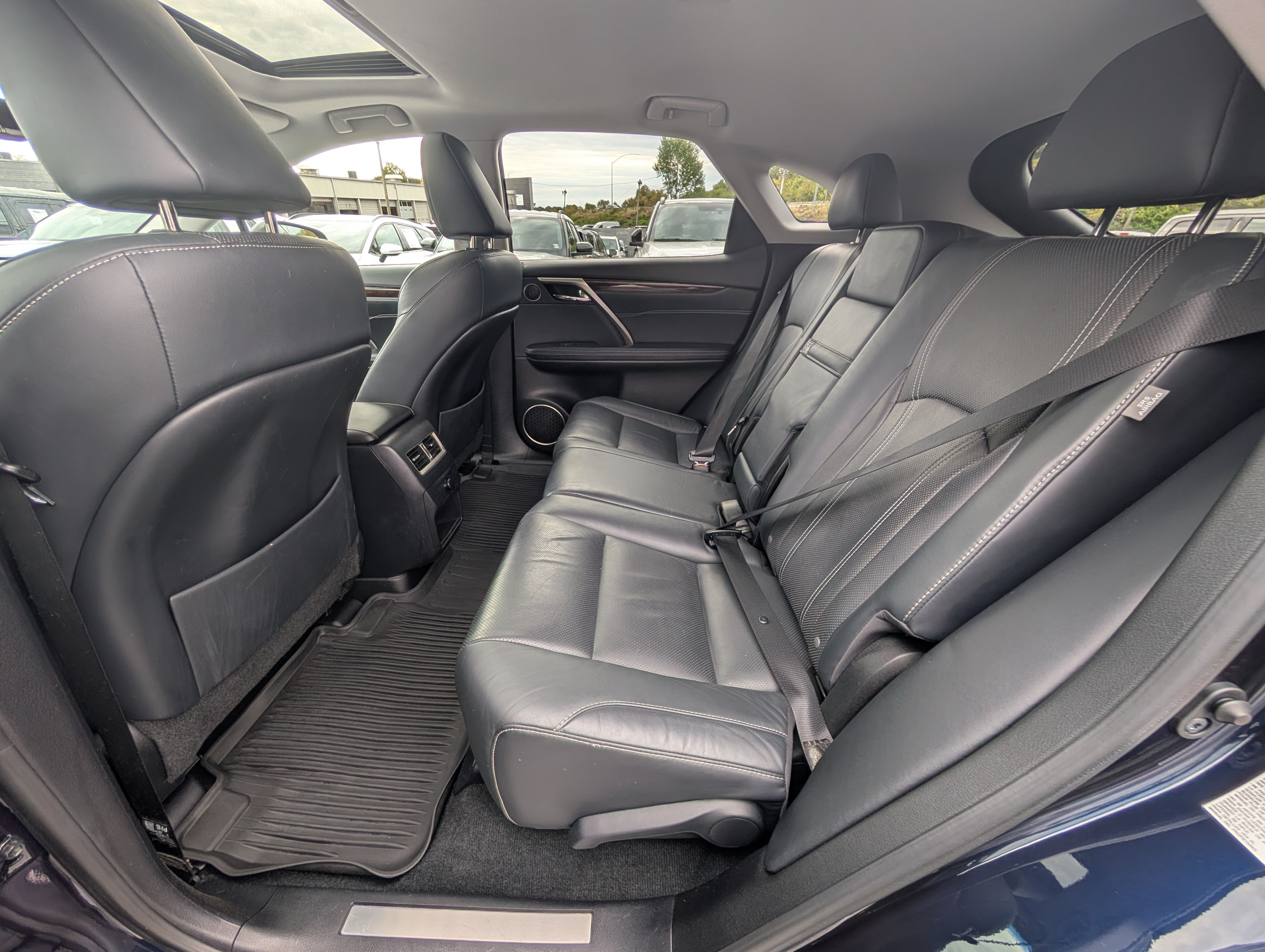 Used 2019 Lexus RX 350 AWD w/ Navigation Package image 16