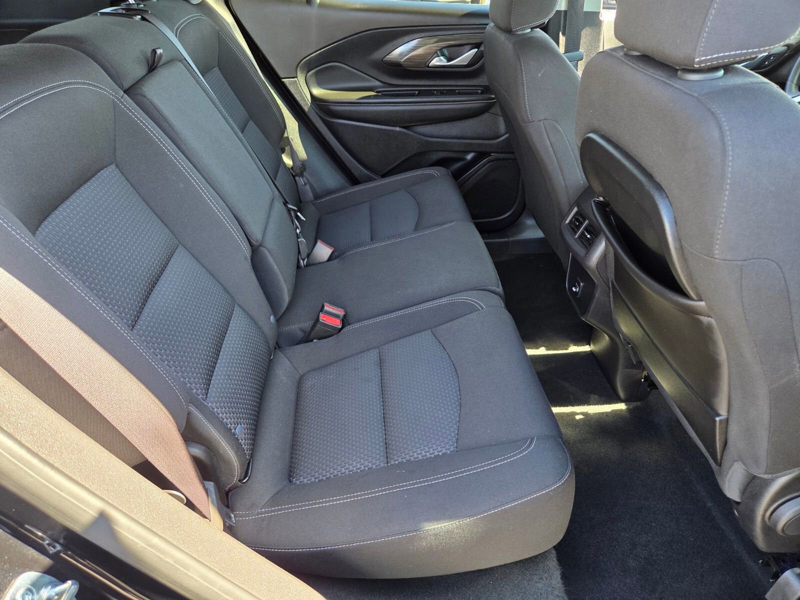 Used 2024 GMC Terrain SLE image 14