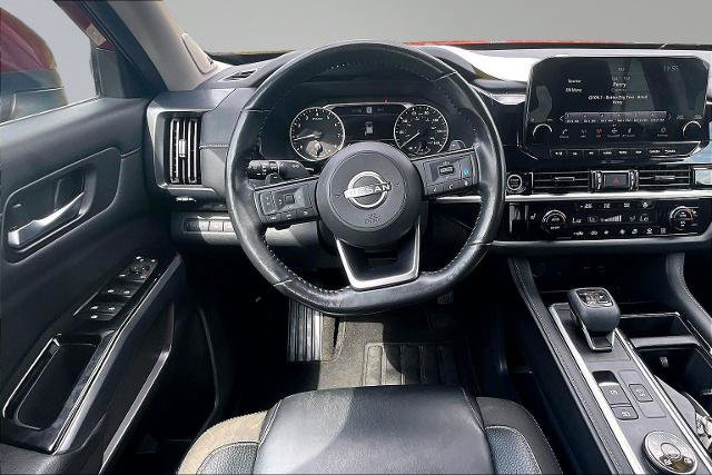 Used 2023 Nissan Pathfinder SL w/ SL Premium Package AWD/4WD image 5