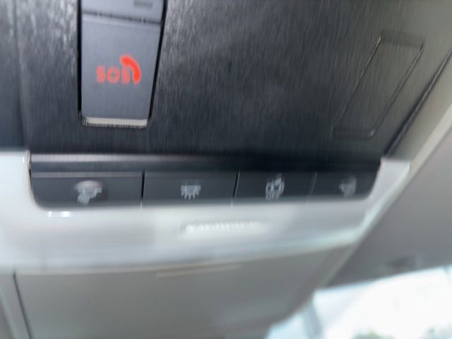 Used 2024 Nissan Rogue SV FWD image 20