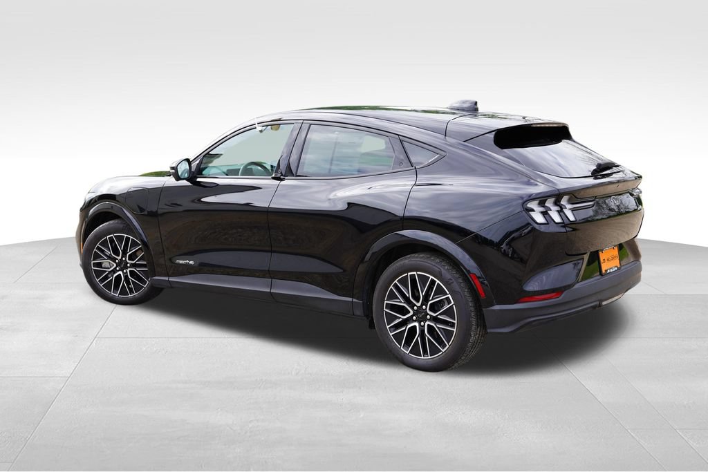 Certified 2025 Ford Mustang Mach-E Premium AWD/4WD image 8