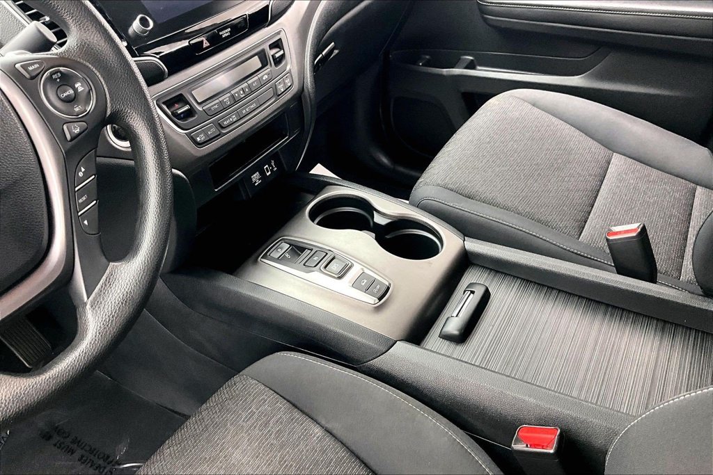 Used 2023 Honda Ridgeline Sport image 15