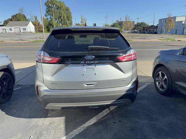 Certified 2023 Ford Edge SEL w/ Convenience Package AWD/4WD image 2