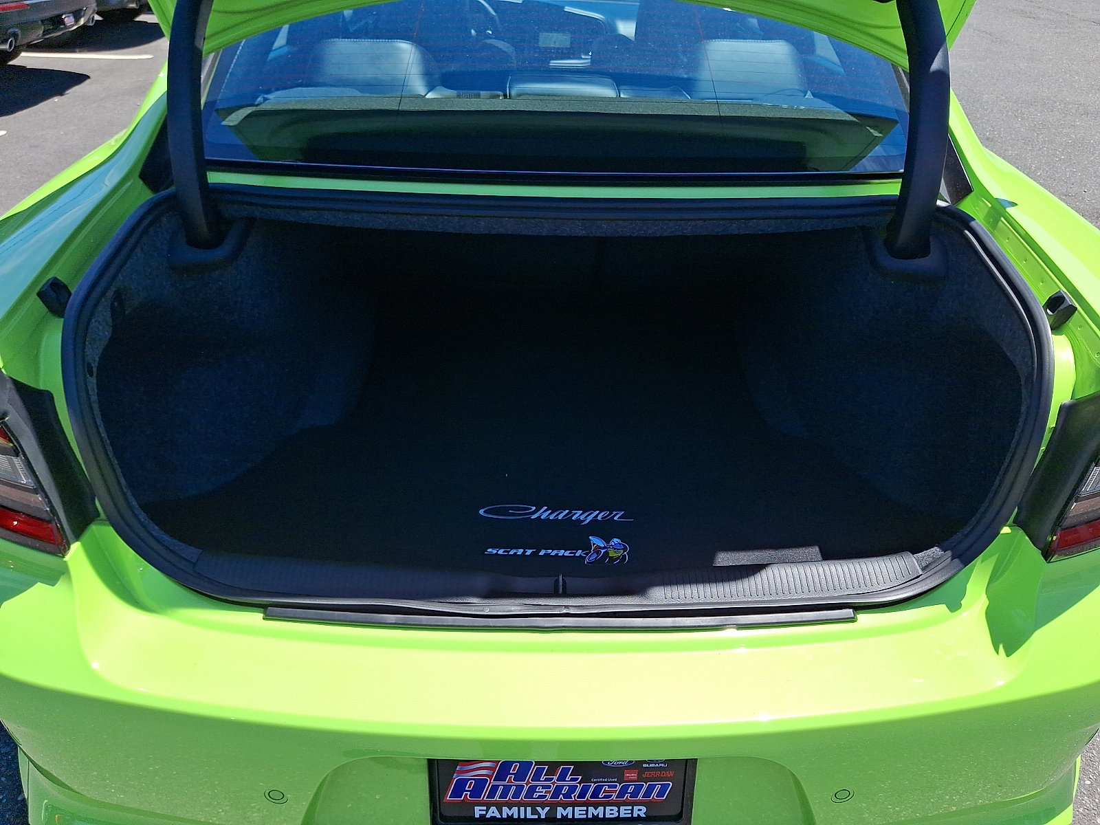 Used 2023 Dodge Charger Scat Pack RWD image 30