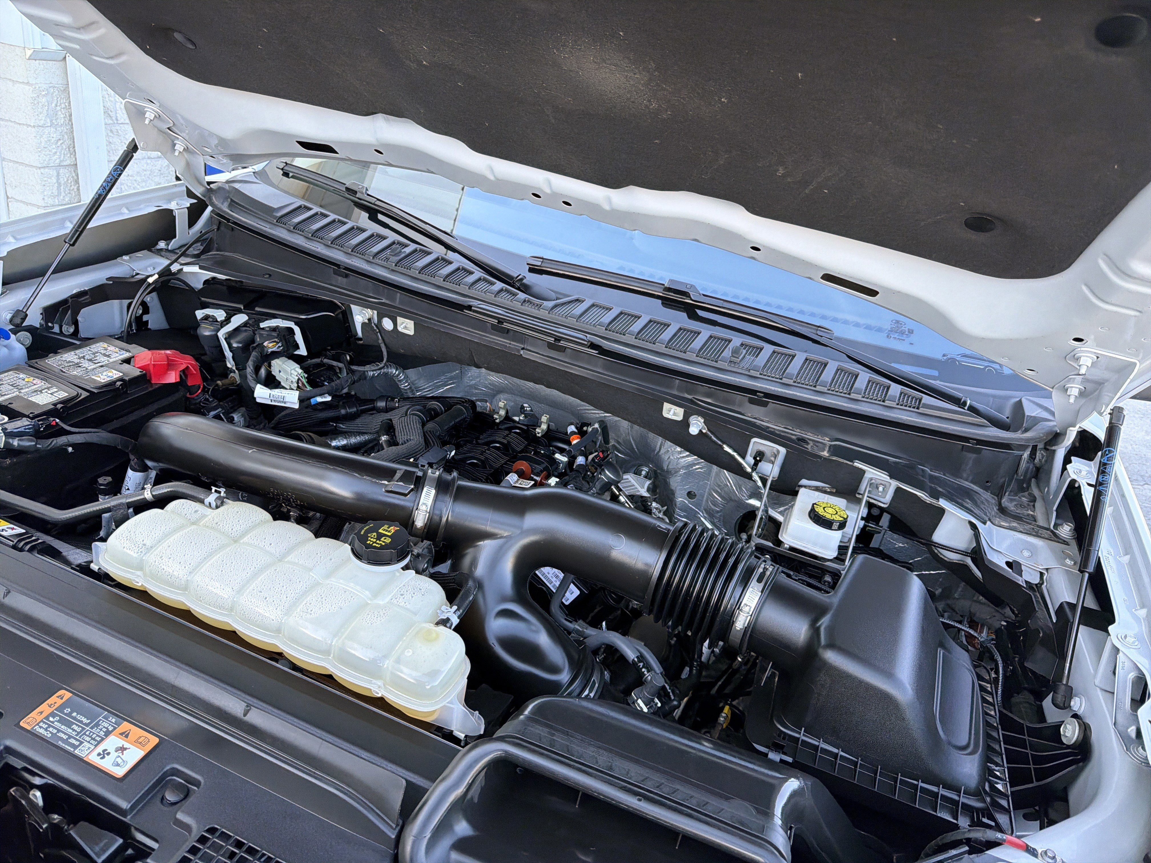 Certified 2025 Ford Expedition Active image 60