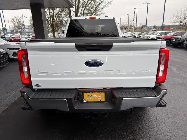 Certified 2025 Ford F350 XLT image 3