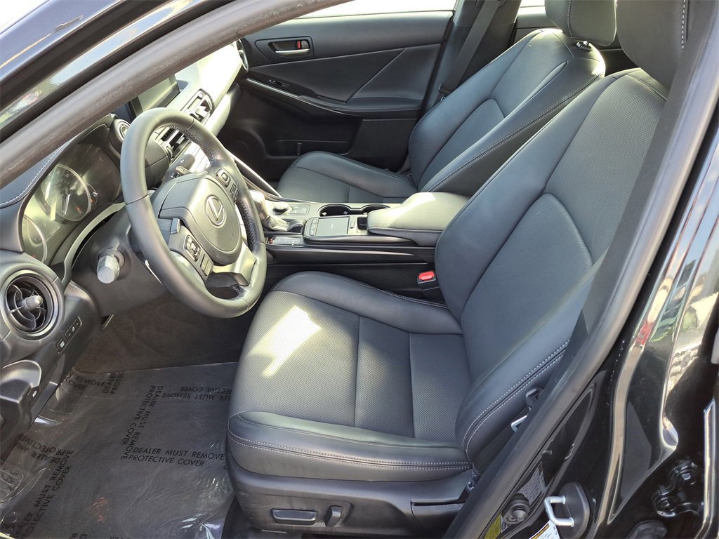 Used 2024 Lexus IS 300 w/ Comfort Package image 12