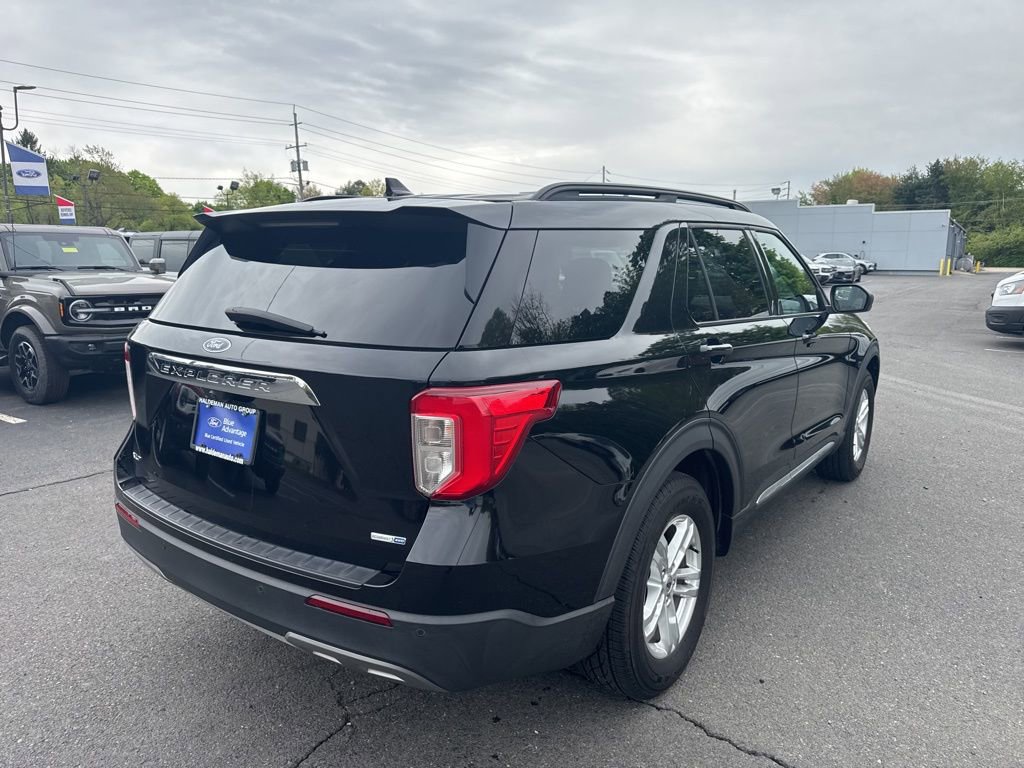 Certified 2020 Ford Explorer XLT w/ Equipment Group 202A AWD/4WD image 5
