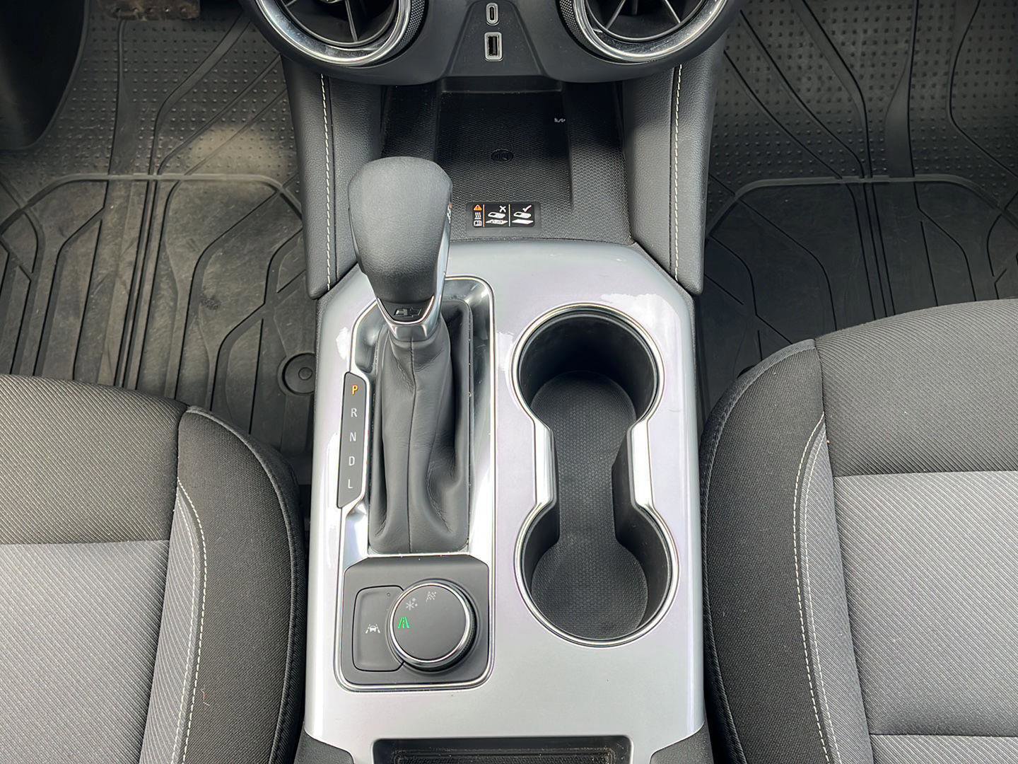 Used 2024 Chevrolet Blazer LT w/ Convenience Package image 21