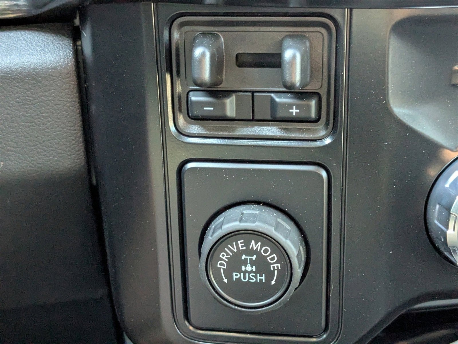 Certified 2026 Ford F250 Lariat image 26