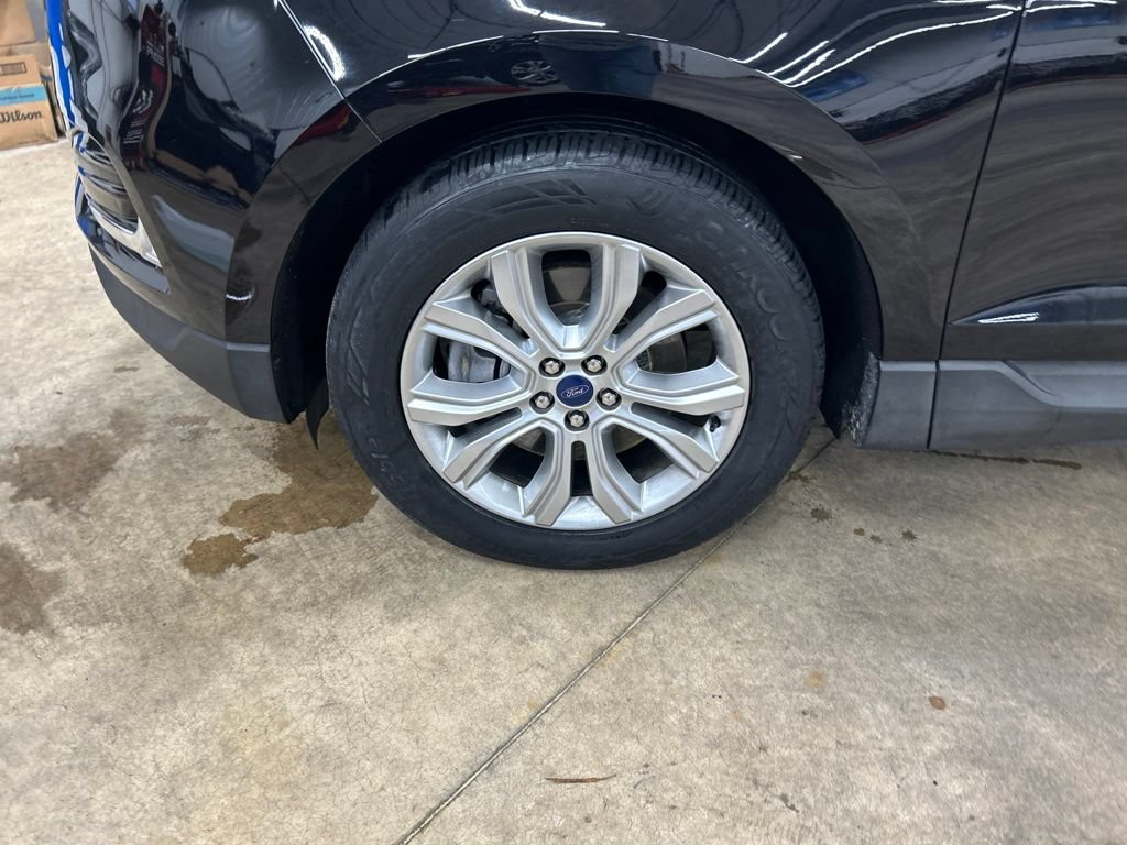 Certified 2021 Ford Edge Titanium w/ Canadian Touring Package AWD/4WD image 33