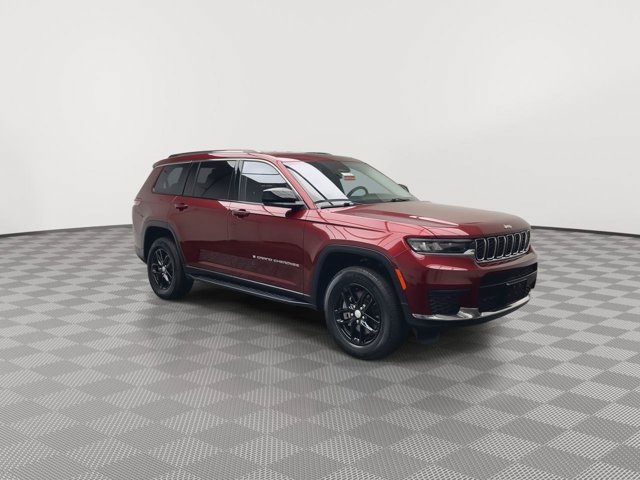 Used 2023 Jeep Grand Cherokee L Laredo w/ Luxury Tech Group I AWD/4WD image 33