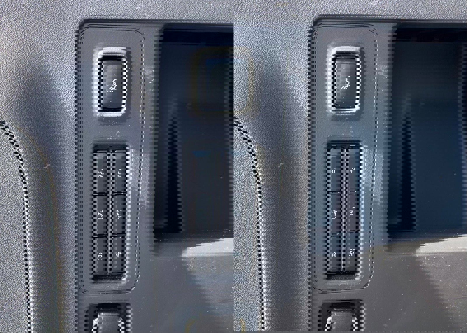 Certified 2025 Ford Expedition Max Platinum w/ Stealth Performance Package image 12