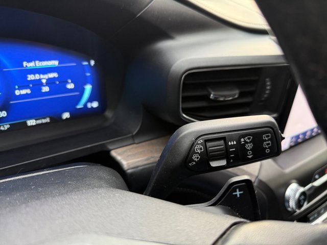Certified 2020 Ford Explorer Platinum w/ Premium Technology Package image 24