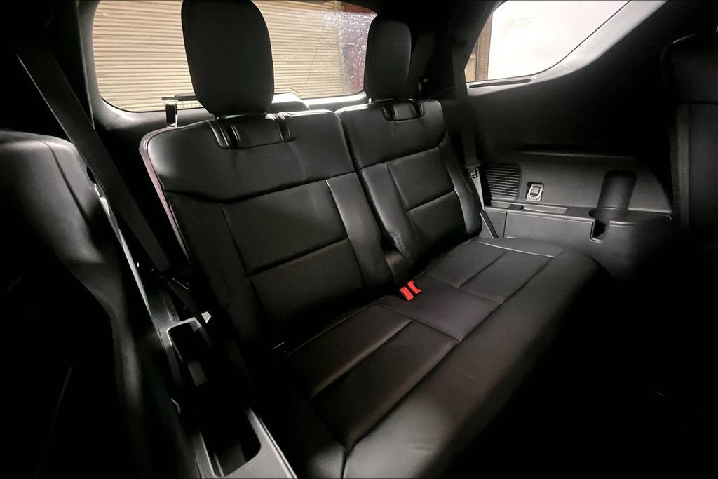 Certified 2025 Ford Explorer ST-Line w/ Premium Package RWD image 23