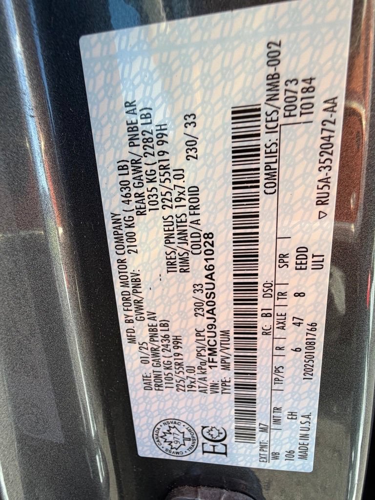 Certified 2025 Ford Escape Platinum AWD/4WD image 48