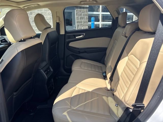 Certified 2024 Ford Edge SEL w/ Convenience Package AWD/4WD image 32