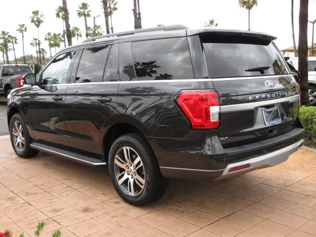 Certified 2023 Ford Expedition XLT image 5