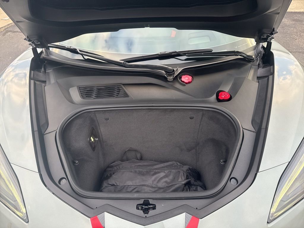 Used 2023 Chevrolet Corvette Stingray w/ Z51 Performance Package image 39