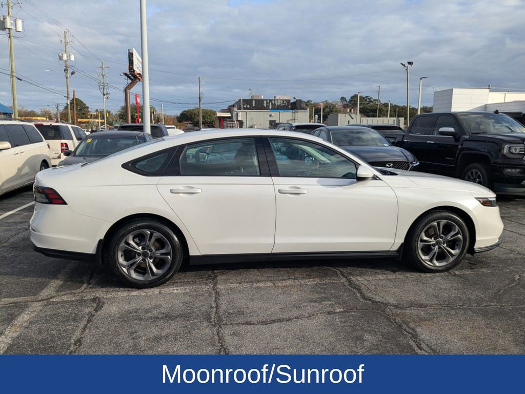 Used 2024 Honda Accord EX image 3