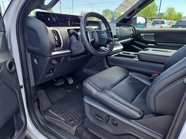 Certified 2025 Ford Expedition Tremor AWD/4WD image 12