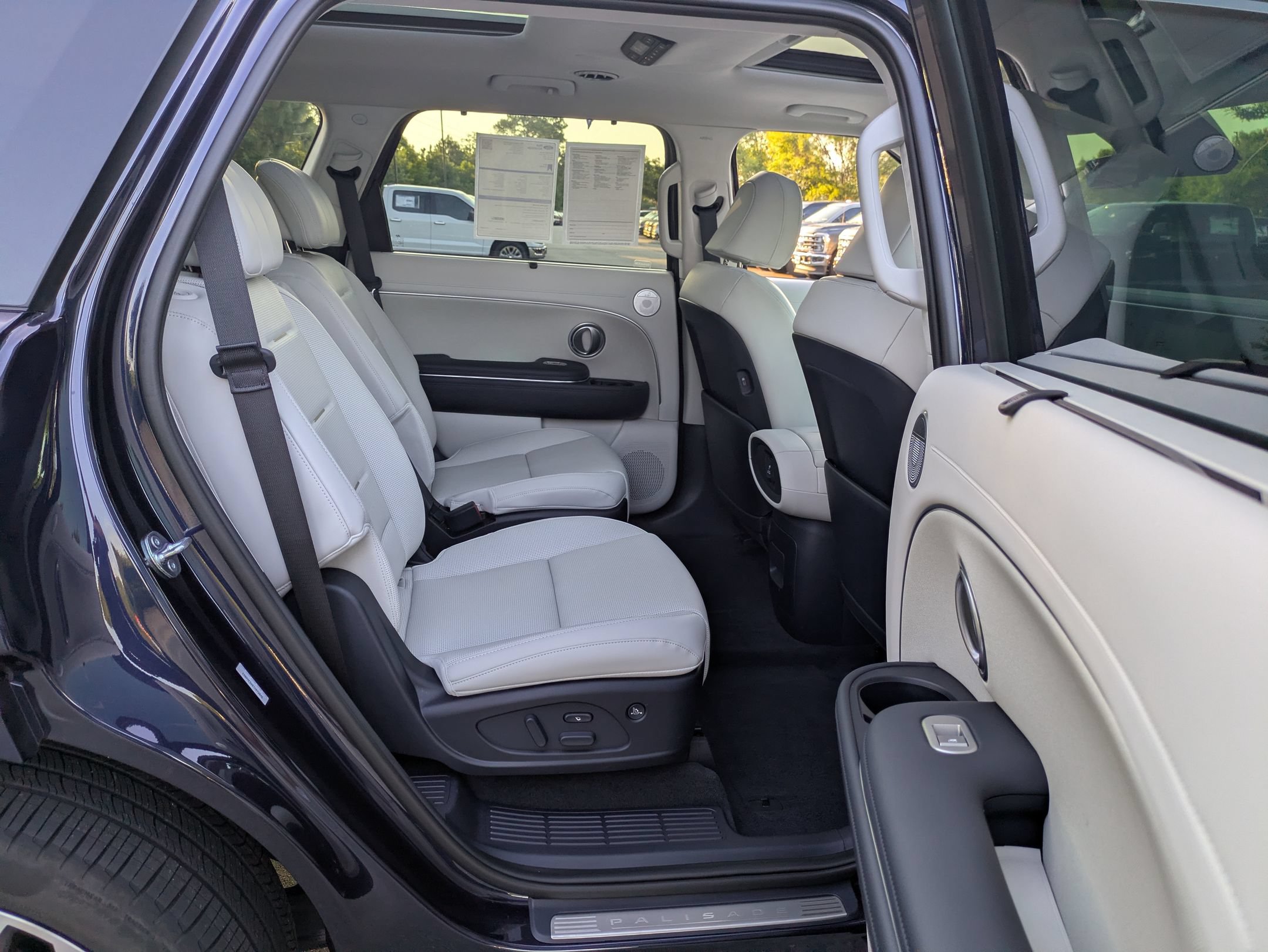 Used 2026 Hyundai Palisade Calligraphy AWD/4WD image 38