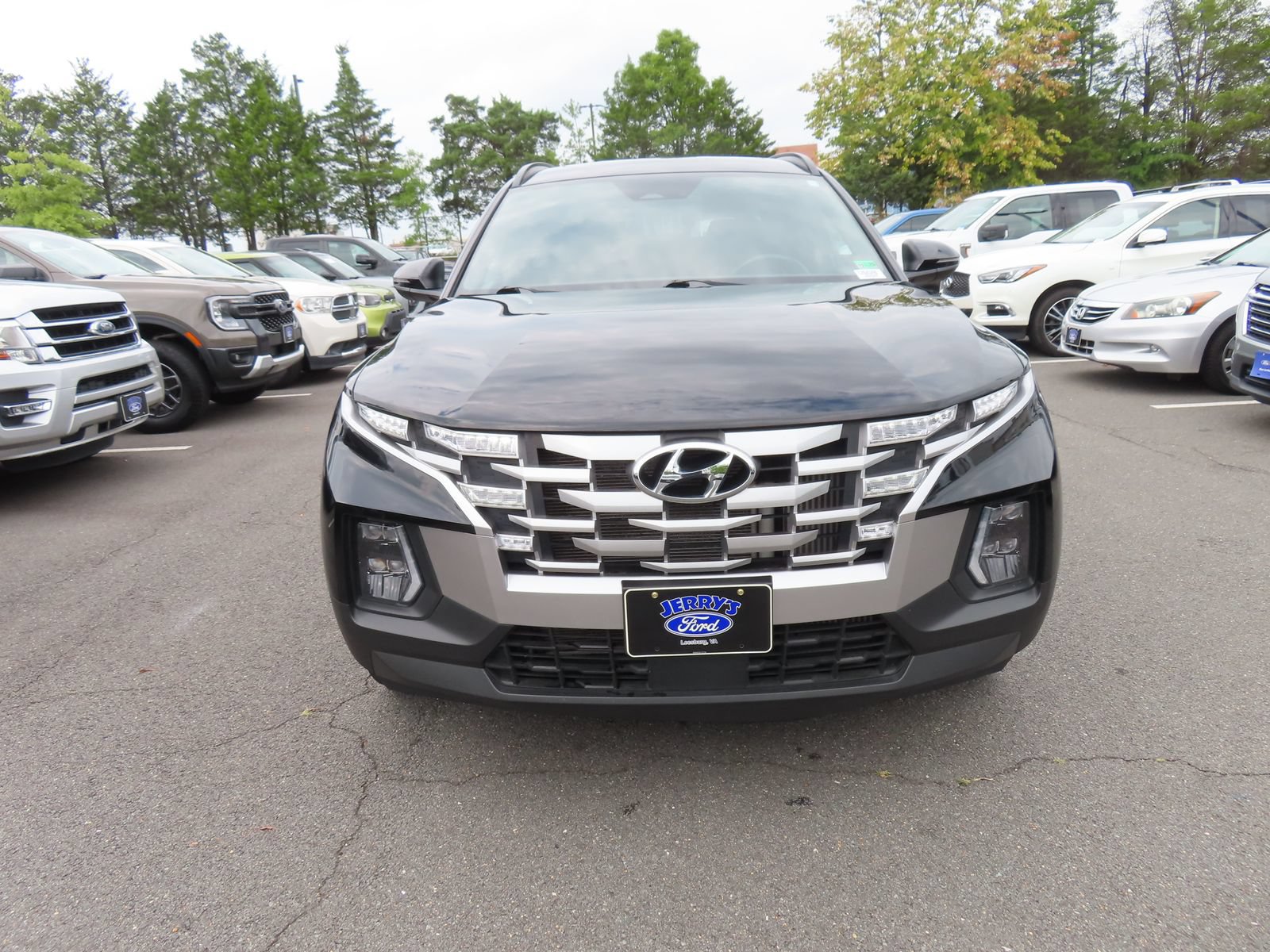 Used 2023 Hyundai Santa Cruz SEL Premium AWD/4WD image 2