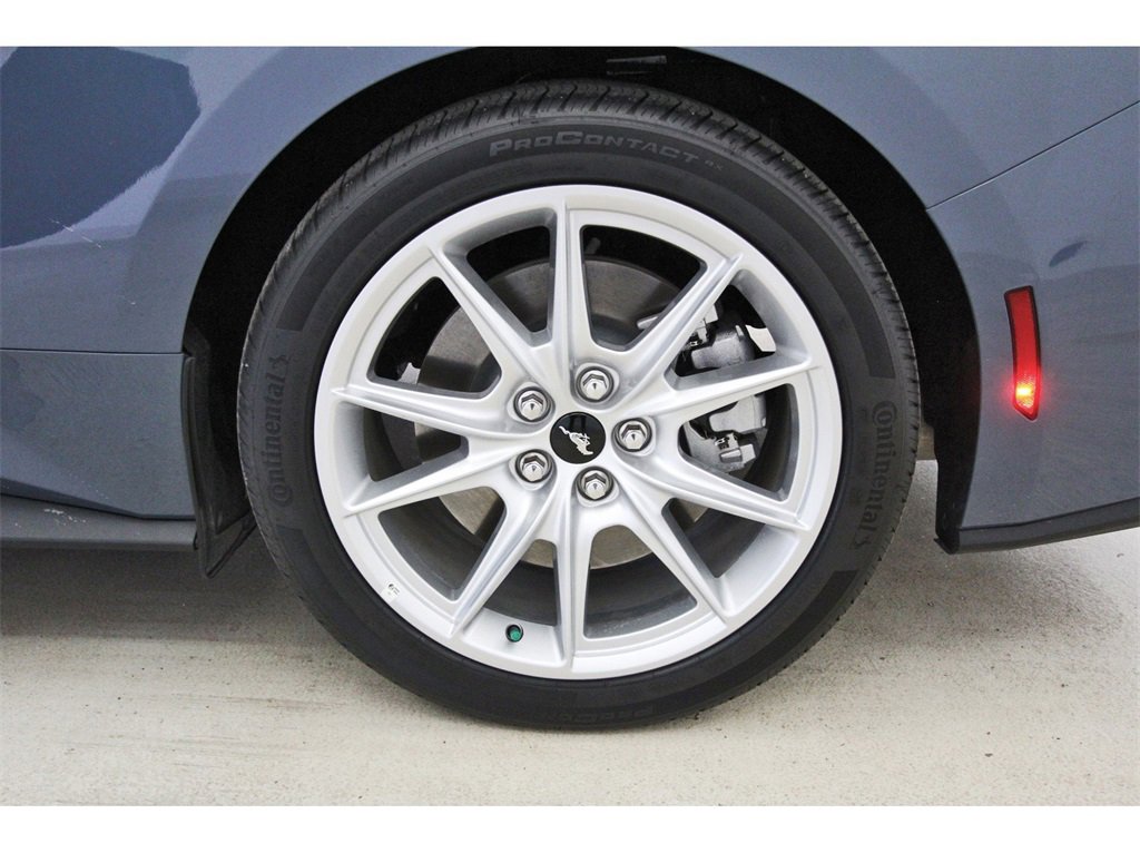 Certified 2025 Ford Mustang GT Premium image 33