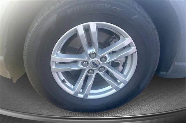 Certified 2021 Ford Explorer XLT w/ Equipment Group 202A image 11