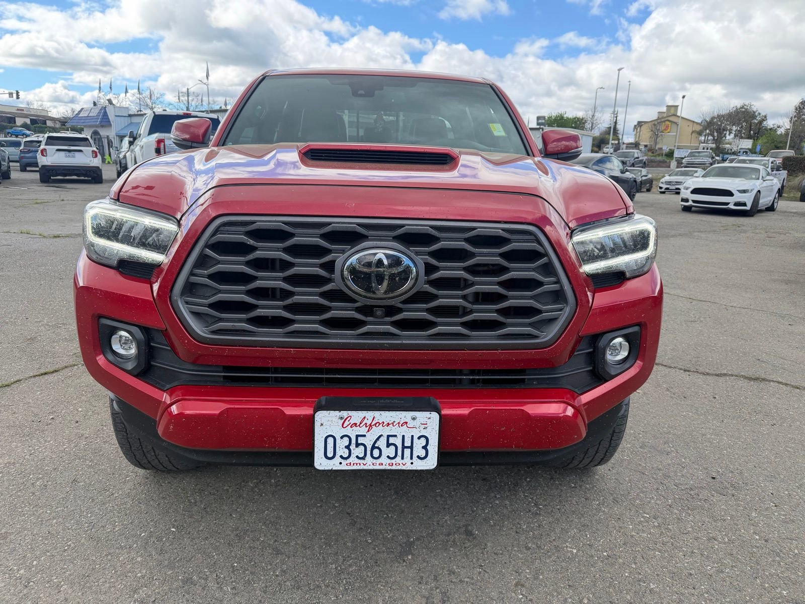 Used 2021 Toyota Tacoma TRD Sport w/ TRD Premium Sport Package image 8