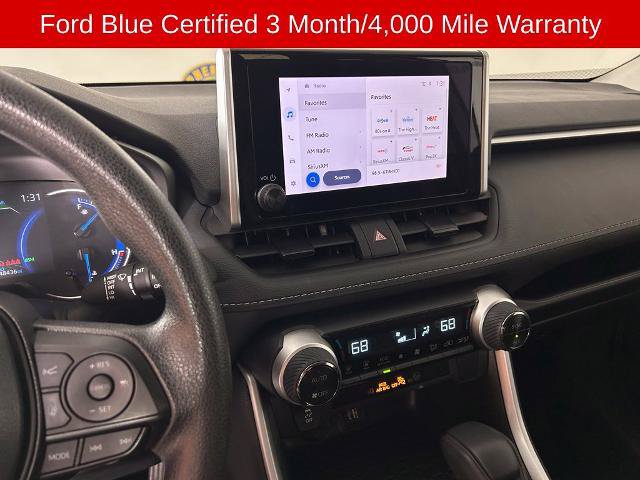 Used 2025 Toyota RAV4 XLE AWD/4WD image 3