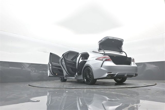 Used 2021 Toyota Camry XSE w/ Navigation Package image 40