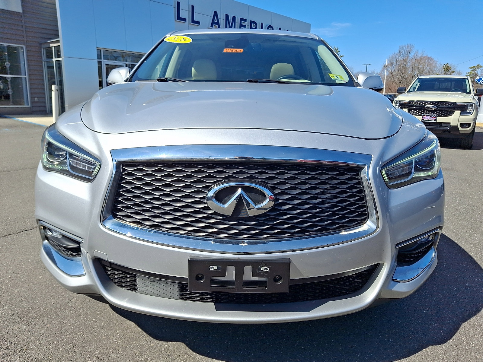 Used 2020 INFINITI QX60 Pure image 3