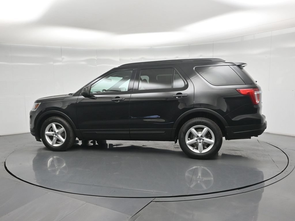 Certified 2018 Ford Explorer FWD image 6