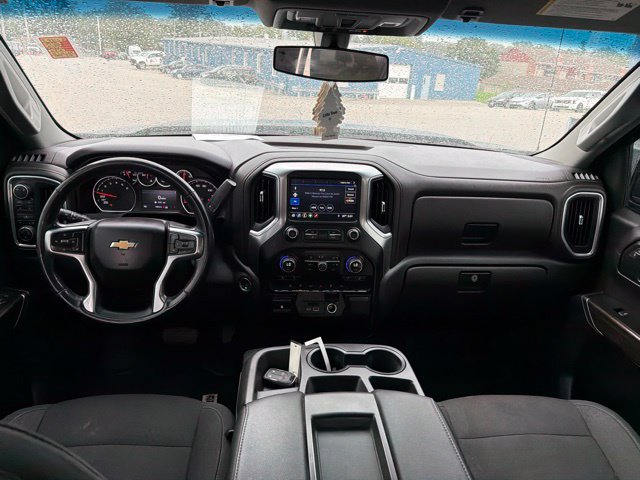 Used 2019 Chevrolet Silverado 1500 LT w/ All-Star Edition AWD/4WD image 3