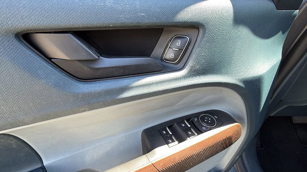 Certified 2022 Ford Maverick Lariat FWD image 13
