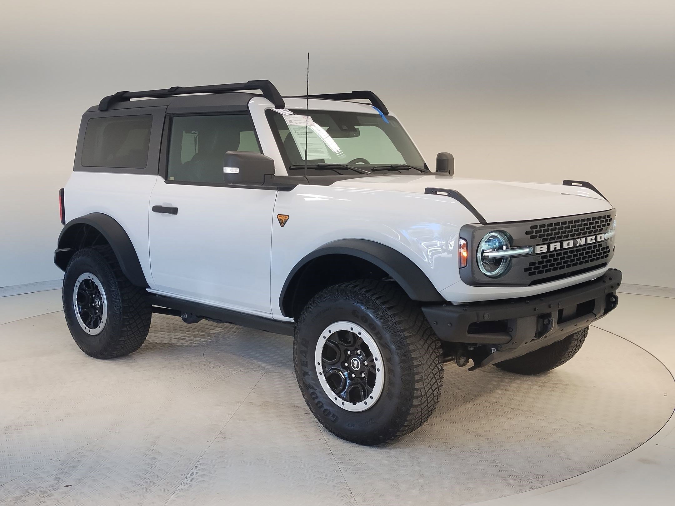 Certified 2023 Ford Bronco Badlands w/ Sasquatch Package image 6
