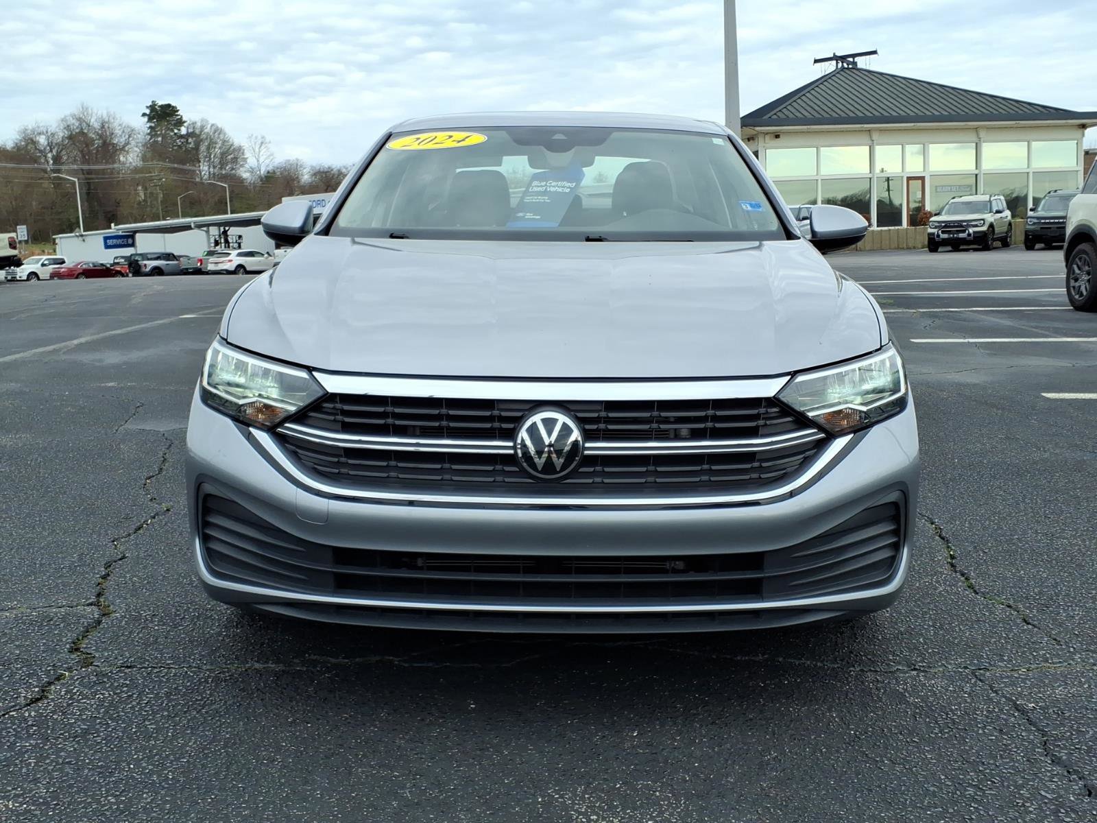 Used 2024 Volkswagen Jetta S image 10
