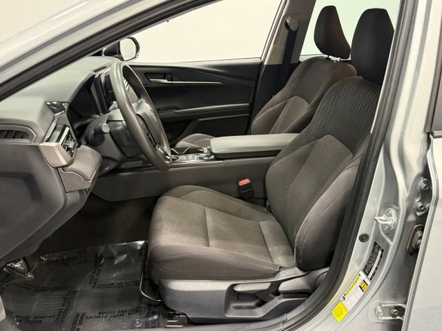 Used 2025 Toyota Camry LE FWD image 14