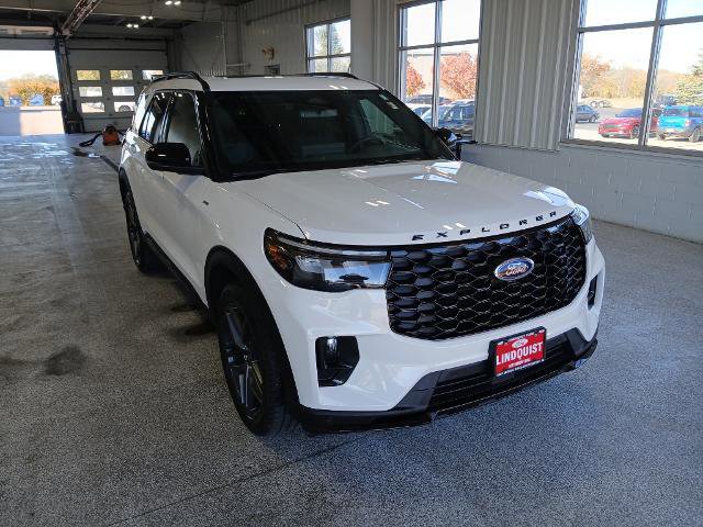Certified 2025 Ford Explorer ST-Line w/ Premium Package image 7