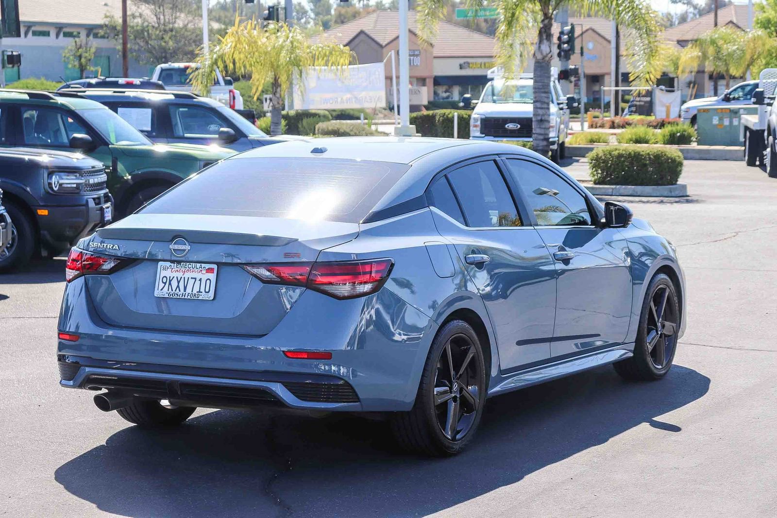 Used 2024 Nissan Sentra SR w/ SR Premium Package FWD image 4