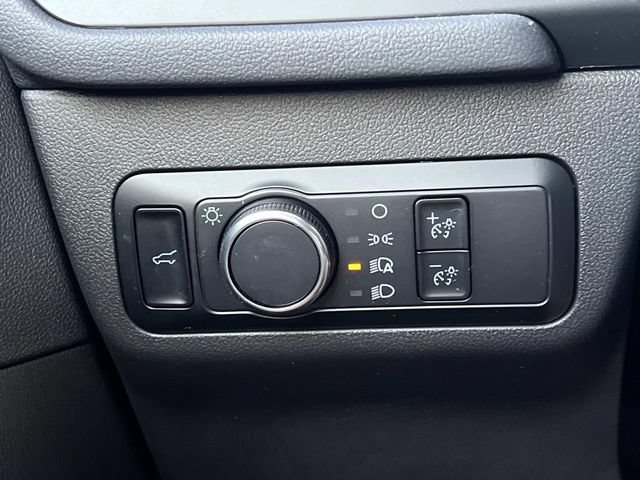 Certified 2023 Ford Escape Active AWD/4WD image 25