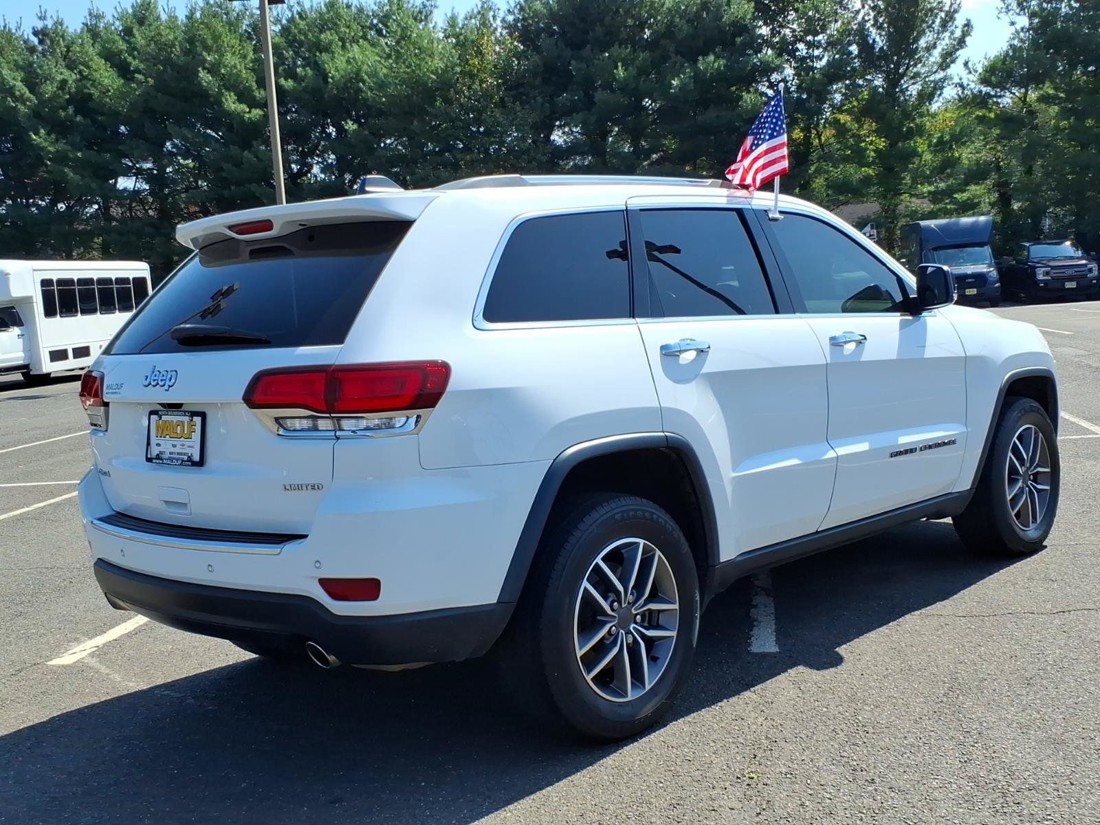 Used 2021 Jeep Grand Cherokee Limited w/ Sun & Sound Group AWD/4WD image 7
