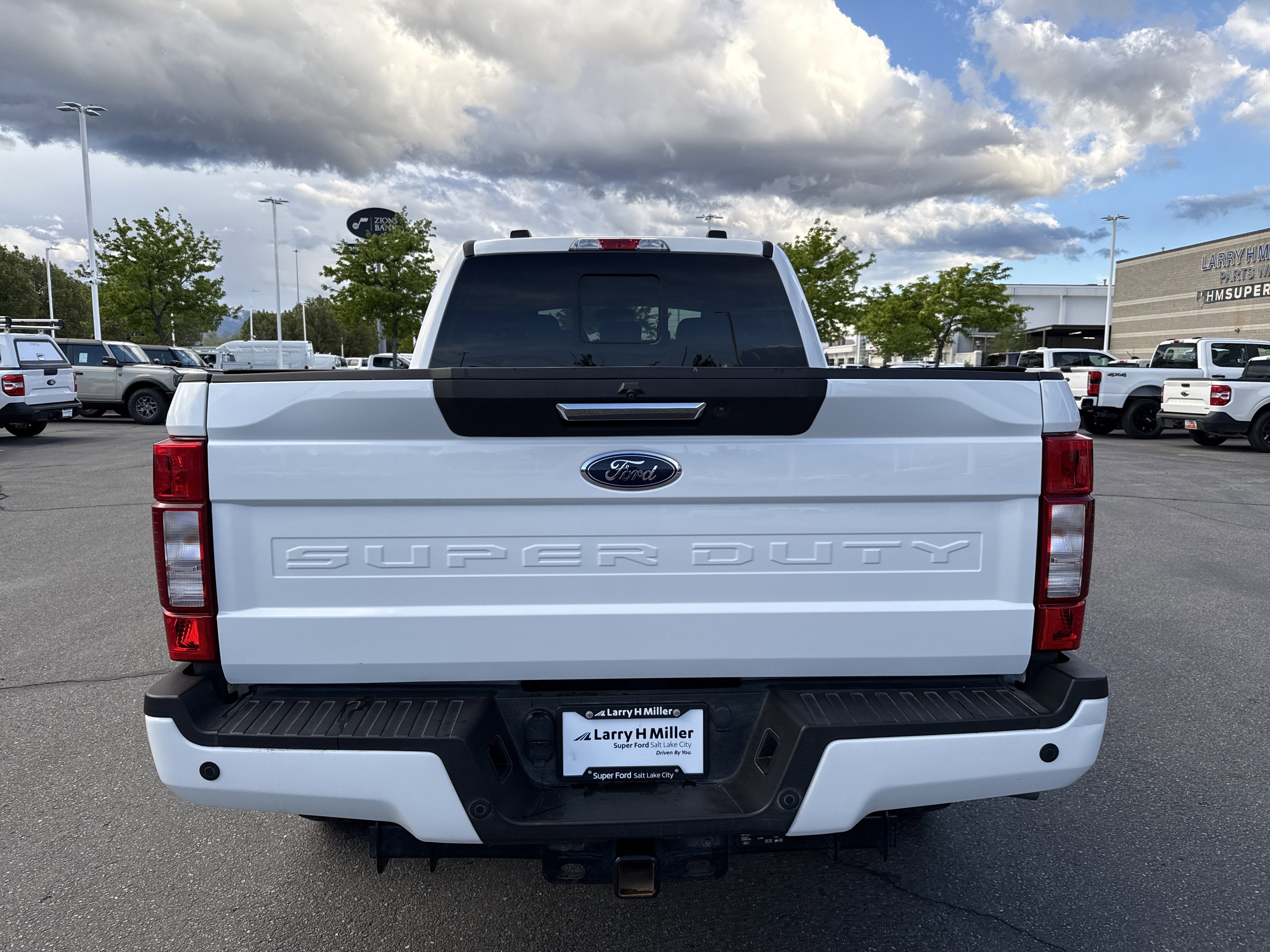 Certified 2022 Ford F250 Lariat AWD/4WD image 5