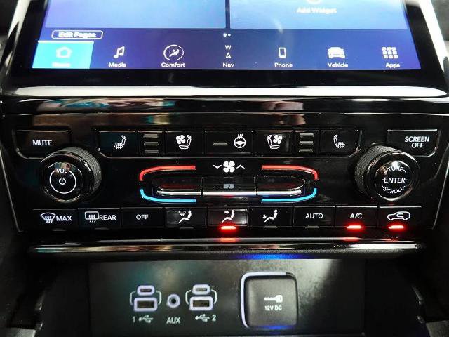 Used 2024 Jeep Grand Cherokee Limited w/ Luxury Tech Group II AWD/4WD image 24